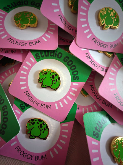 'Froggy Bum' Gold Enamel Pin